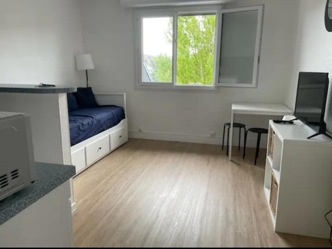 Studio Sur La Cote Fleurie A Houlgate. Apartment Bagian luar foto